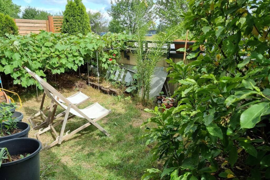 Luxury Garden Apartment Warsaw Exterior photo