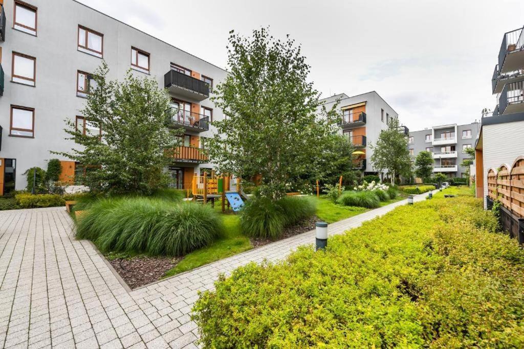 Luxury Garden Apartment Warsaw Exterior photo