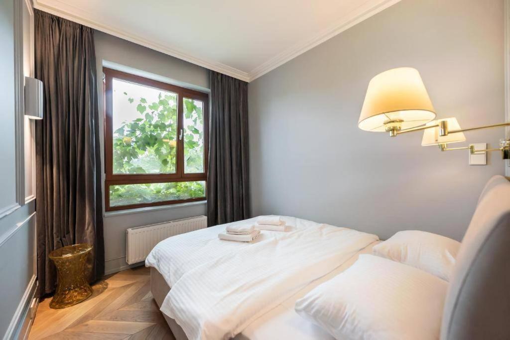 Luxury Garden Apartment Warsaw Exterior photo